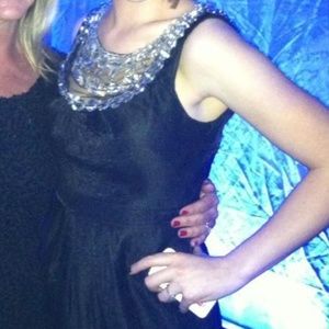 Adrianna Papell cocktail dress size 6